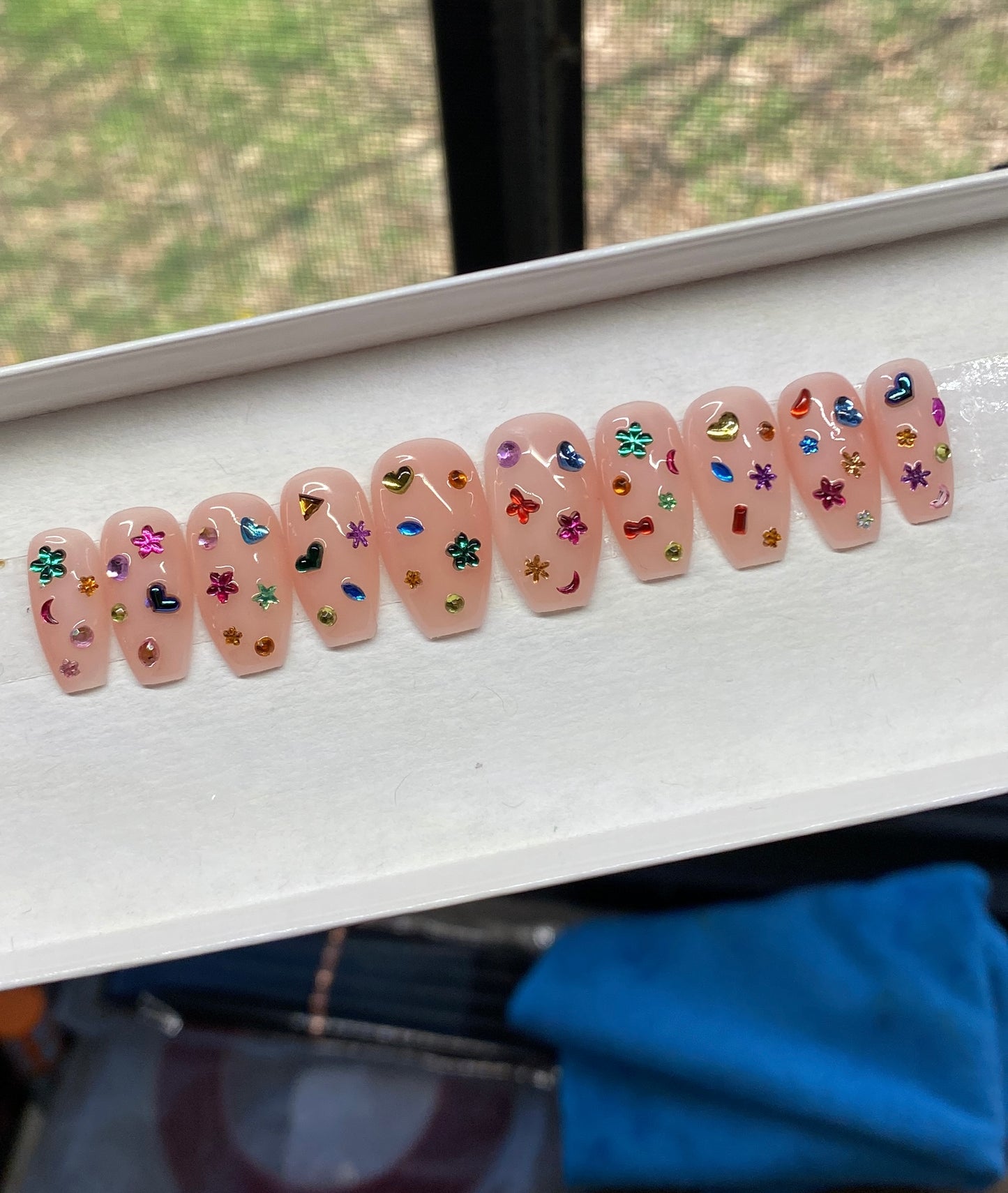 Mini Junk Nails
