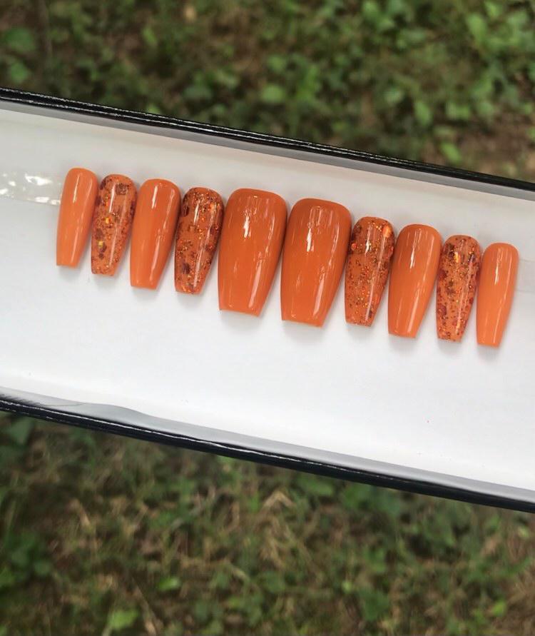 Fade Out (Orange)